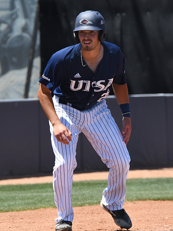 UTSA outfielder and former MacArthur High School star Chris Shull playing against Rice on April 25, 2021, at Roadrunner Field. - photo by Joe Alexander