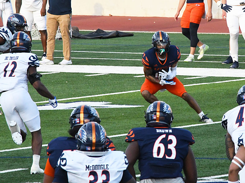 UTSA spring football 20220414 7039 210 GAMEDAY UTSA spring football 20220414 7039 210 GAMEDAY