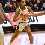 Sidney Love of UTSA women's basketball playing against UAB on Dec. 31, 2022, at the Convocation Center. - photo by Joe Alexander