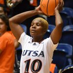 Queen Ulabo playing for UTSA women's basketball against Abilene Christian on Nov. 20, 2022, at the Convocation Center. - photo by Joe Alexander