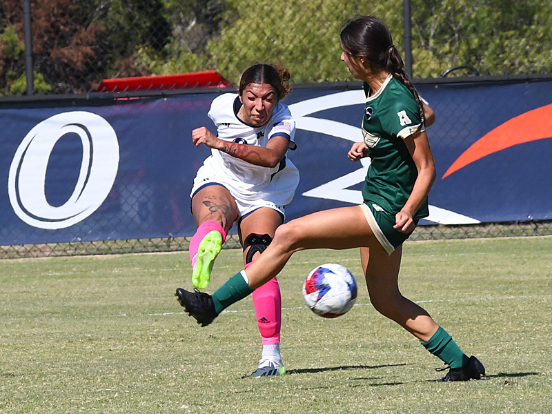Haley Lopez. South Florida beat UTSA 1-0 in women's soccer on Sunday, Oct. 22, 2023, at Park West. - photo by Joe Alexander
