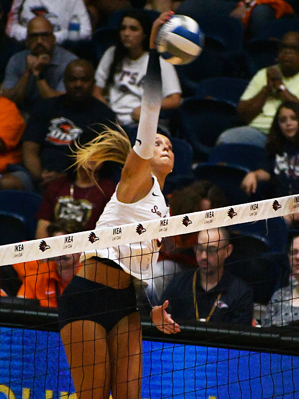 UTSA's Ally Tribe had six kills in the Roadrunners' season opener against Stephen F. Austin on Friday, Aug. 29, 2025, at the Convocation Center. - photo by Joe Alexander