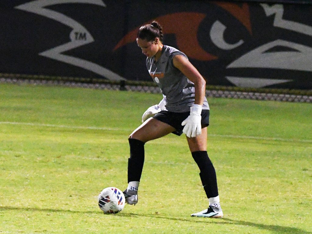 UTSA goalkeeper Jaelyn Bracamonte at Sunday's exhibition against A&M-Corpus Christi at UTSA Park West. - photo by Joe Alexander
