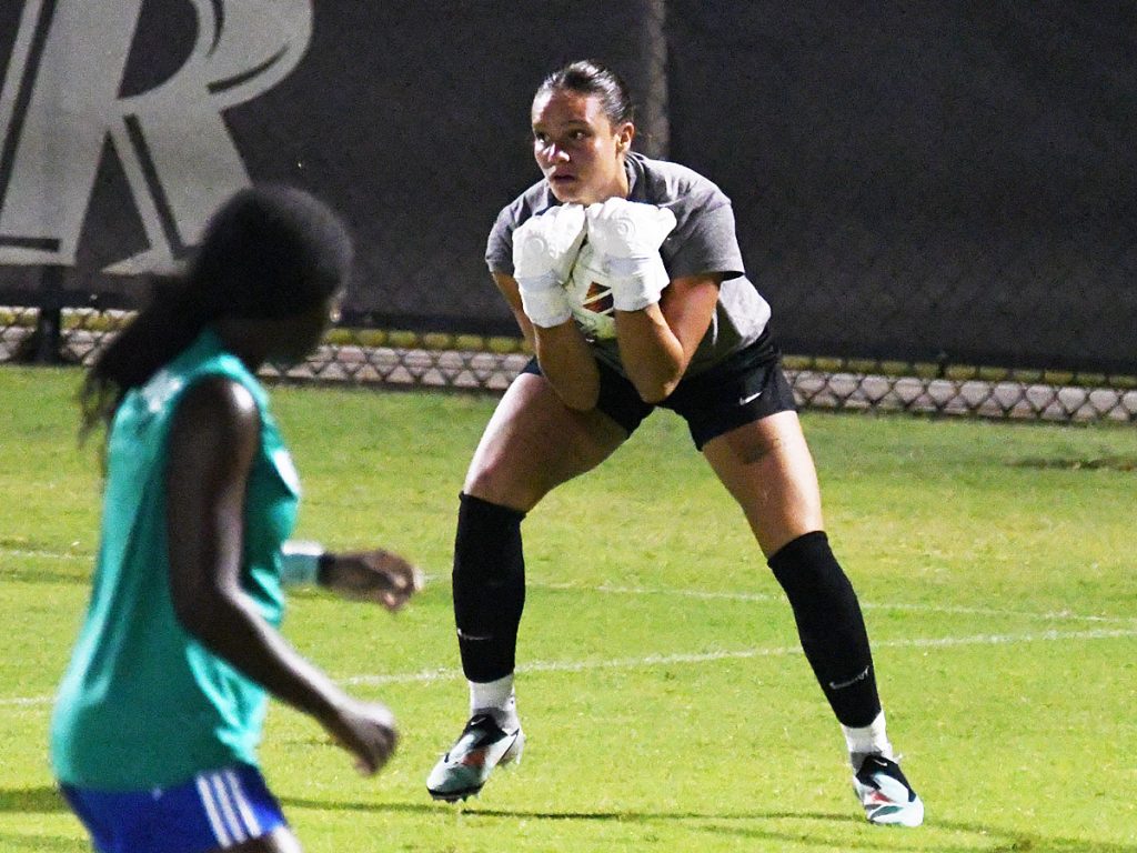 UTSA goalkeeper Jaelyn Bracamonte at Sunday's exhibition against A&M-Corpus Christi at UTSA Park West. - photo by Joe Alexander