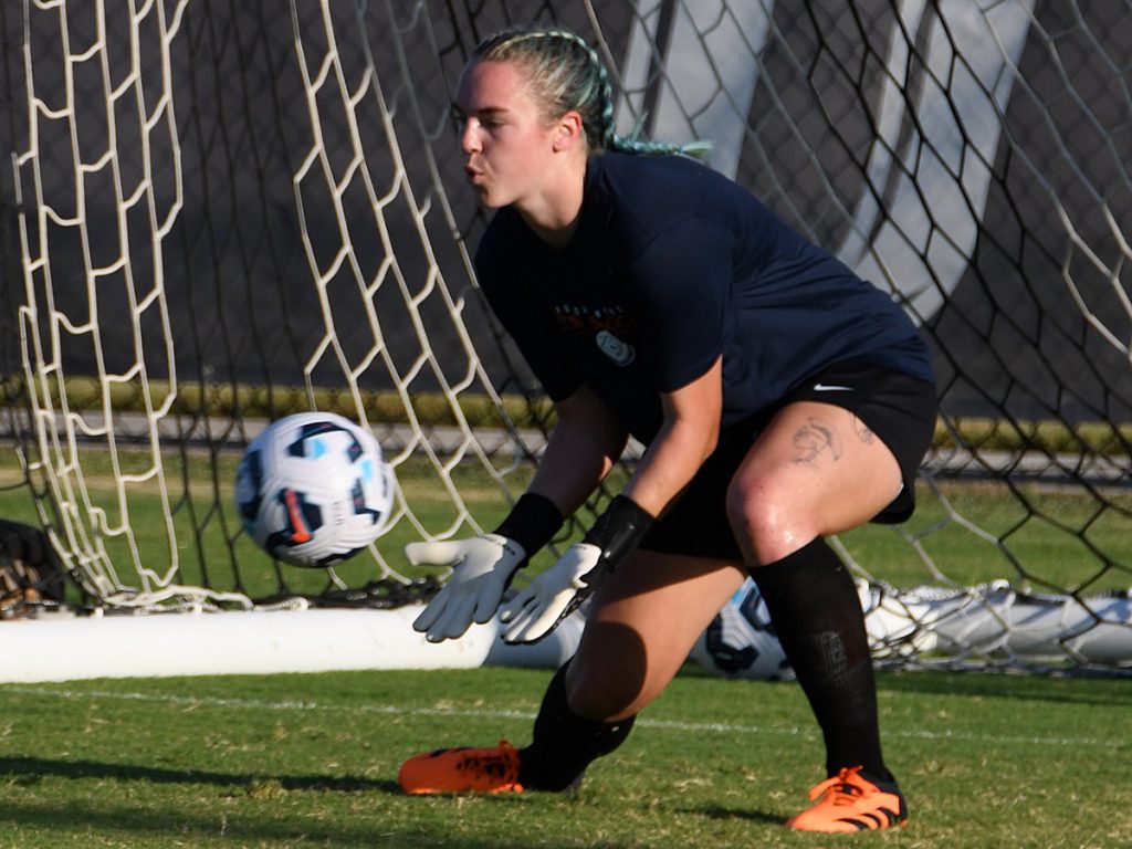 UTSA goalkeeper Jasmine Kessler in pregame warmups at Sunday's exhibition against A&M-Corpus Christi at UTSA Park West. - photo by Joe Alexander