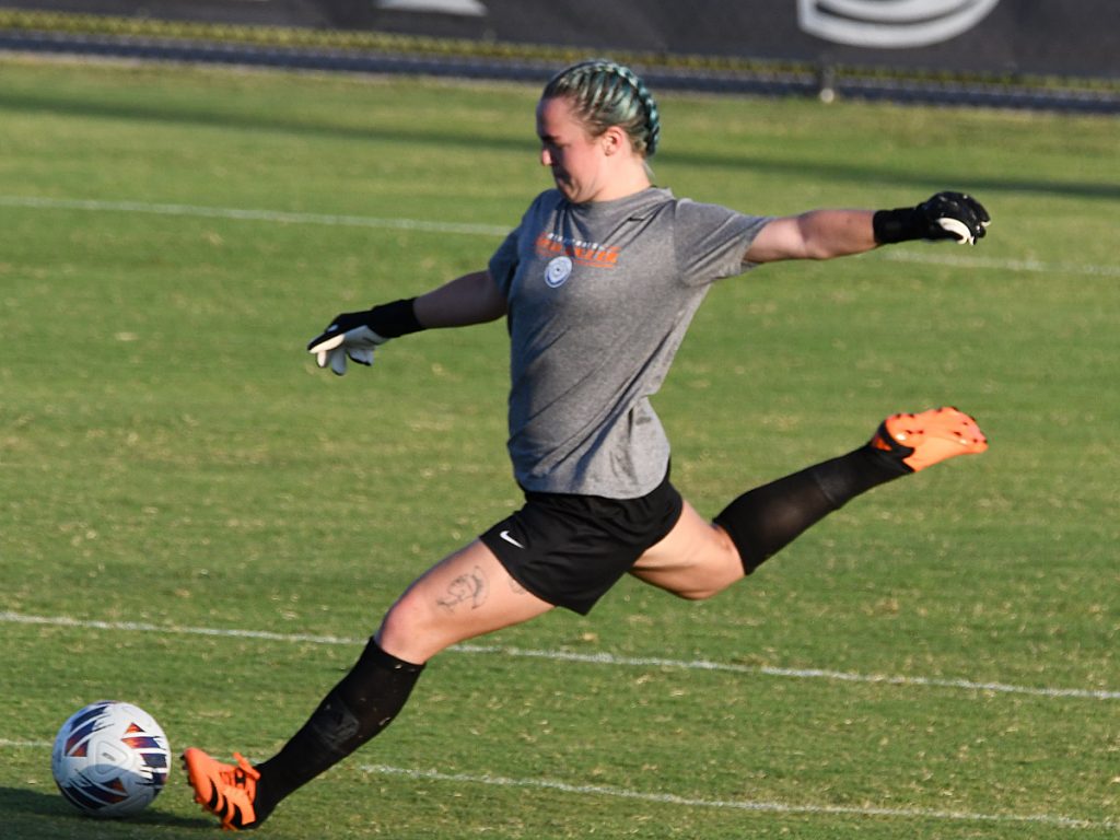 UTSA goalkeeper Jasmine Kessler at Sunday's exhibition against A&M-Corpus Christi at UTSA Park West. - photo by Joe Alexander