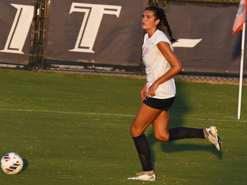 UTSA beat A&M-Corpus Christi 6-0 in a women's soccer exhibition on Sunday, Aug. 3, 2025, at UTSA Park West. - photo by Joe Alexander