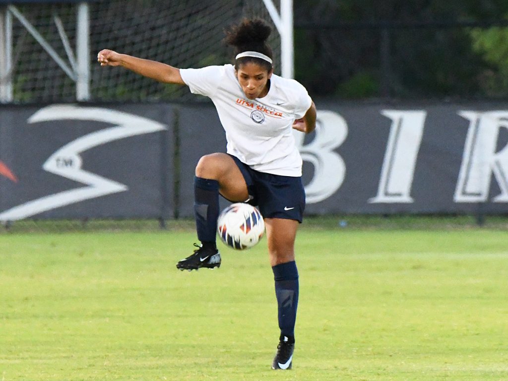 UTSA beat A&M-Corpus Christi 6-0 in a women's soccer exhibition on Sunday, Aug. 3, 2025, at UTSA Park West. - photo by Joe Alexander