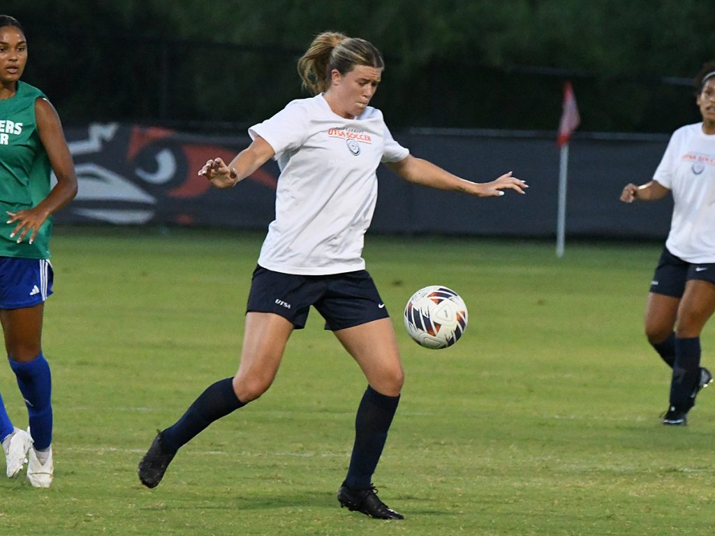 UTSA beat A&M-Corpus Christi 6-0 in a women's soccer exhibition on Sunday, Aug. 3, 2025, at UTSA Park West. - photo by Joe Alexander