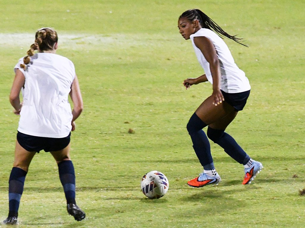 UTSA beat A&M-Corpus Christi 6-0 in a women's soccer exhibition on Sunday, Aug. 3, 2025, at UTSA Park West. - photo by Joe Alexander