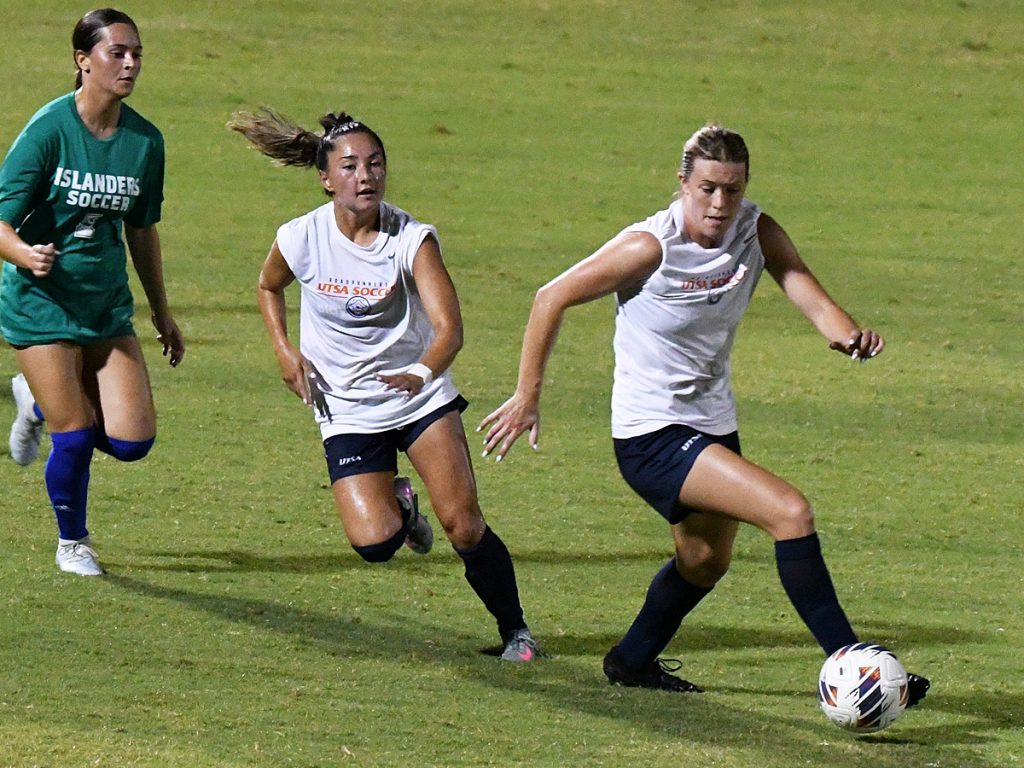UTSA beat A&M-Corpus Christi 6-0 in a women's soccer exhibition on Sunday, Aug. 3, 2025, at UTSA Park West. - photo by Joe Alexander