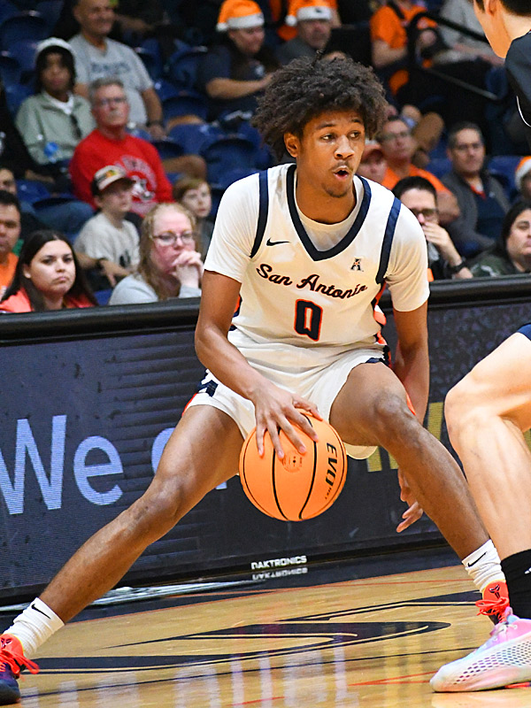 Dorian Hayes. Seattle beat UTSA 71-68 in non-conference men's basketball on Monday, Dec. 22, 2025, at the Convocation Center. - photo by Joe Alexander