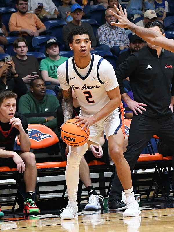 Austin Nunez. Seattle beat UTSA 71-68 in non-conference men's basketball on Monday, Dec. 22, 2025, at the Convocation Center. - photo by Joe Alexander