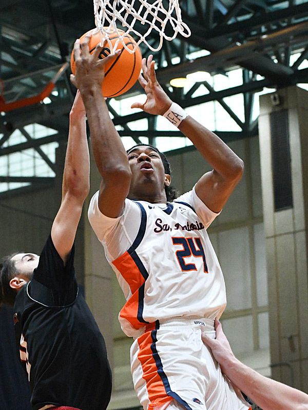 Baboucarr Njie. Seattle beat UTSA 71-68 in non-conference men's basketball on Monday, Dec. 22, 2025, at the Convocation Center. - photo by Joe Alexander