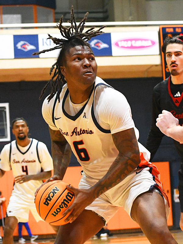 Macaleab Rich. Seattle beat UTSA 71-68 in non-conference men's basketball on Monday, Dec. 22, 2025, at the Convocation Center. - photo by Joe Alexander