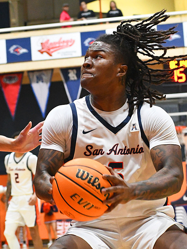 Macaleab Rich. Seattle beat UTSA 71-68 in non-conference men's basketball on Monday, Dec. 22, 2025, at the Convocation Center. - photo by Joe Alexander
