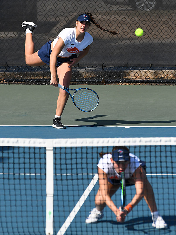 UTSA's Natalia Castaneda Guerrero and Giuliana Giardina def. St. Mary's Janel Ospanova and Selina Wu 6-4 at No. 1 doubles on Thursday, Jan. 22, 2026, at UTSA tennis center.