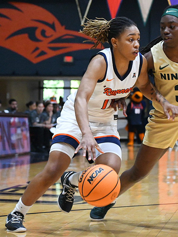 Jayda Holiman. UTSA beat Charlotte 69-63 in American Conference women's basketball on Saturday, Jan. 10, 2026, at the Convocation Center. - photo by Joe Alexander