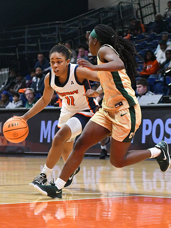 Jayda Holiman. UTSA beat Charlotte 69-63 in American Conference women's basketball on Saturday, Jan. 10, 2026, at the Convocation Center. - photo by Joe Alexander