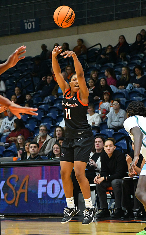 Jayda Holiman. UTSA beat Tulane 65-63 in their American Athletic Conference women's basketball opener on Tuesday, Dec. 30, 2025, at the Convocation Center. - photo by Joe Alexander