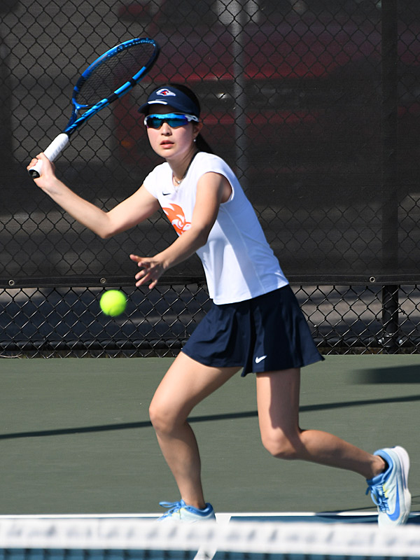 UTSA's Aoka Nagasawa and Akari Tomoyose def. St. Mary's Gia Posito and Alessia Terlizzi 6-3 at No. 2 doubles on Thursday, Jan. 22, 2026, at UTSA Tennis Center.
