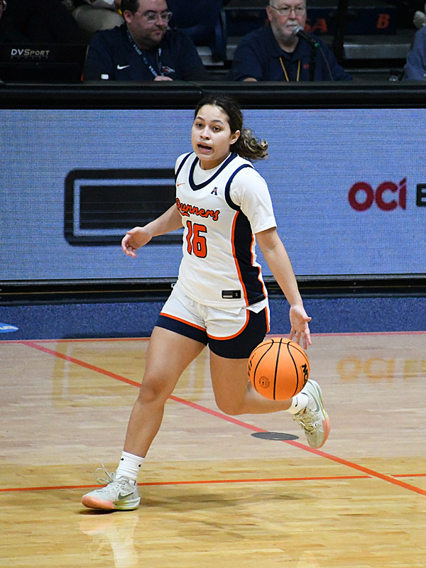 Adriana Robles. UTSA beat Charlotte 69-63 in American Conference women's basketball on Saturday, Jan. 10, 2026, at the Convocation Center. - photo by Joe Alexander