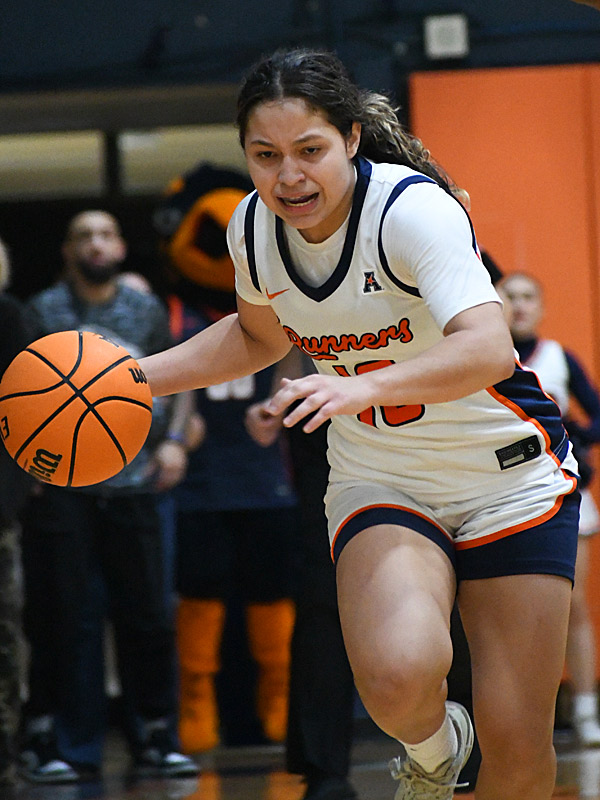Adriana Robles. UTSA beat Charlotte 69-63 in American Conference women's basketball on Saturday, Jan. 10, 2026, at the Convocation Center. - photo by Joe Alexander