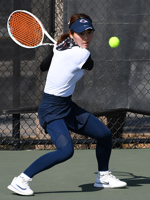 UTSA's Aoka Nagasawa and Akari Tomoyose def. St. Mary's Gia Posito and Alessia Terlizzi 6-3 at No. 2 doubles on Thursday, Jan. 22, 2026, at UTSA Tennis Center.