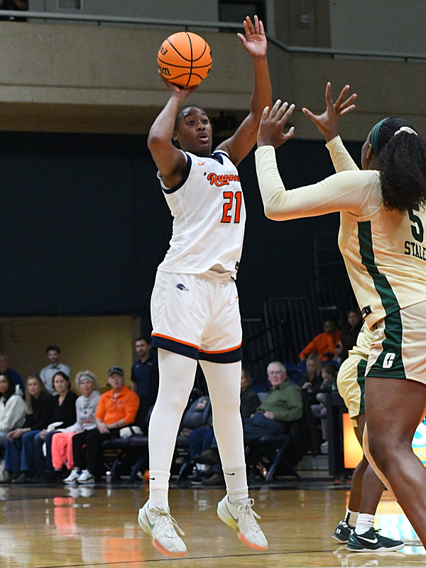Cheyenne Rowe. UTSA beat Charlotte 69-63 in American Conference women's basketball on Saturday, Jan. 10, 2026, at the Convocation Center. - photo by Joe Alexander