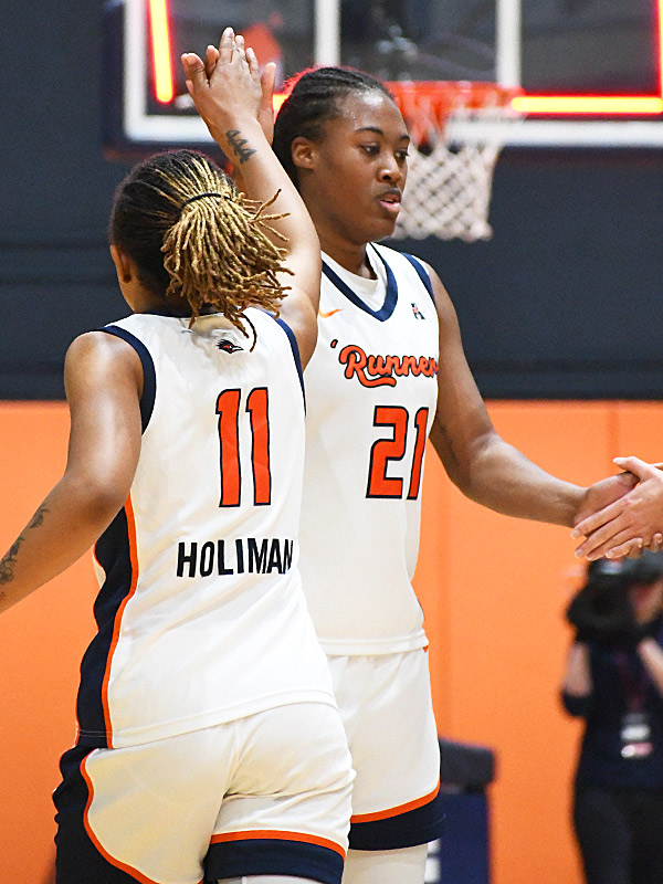 Cheyenne Rowe. UTSA beat Charlotte 69-63 in American Conference women's basketball on Saturday, Jan. 10, 2026, at the Convocation Center. - photo by Joe Alexander