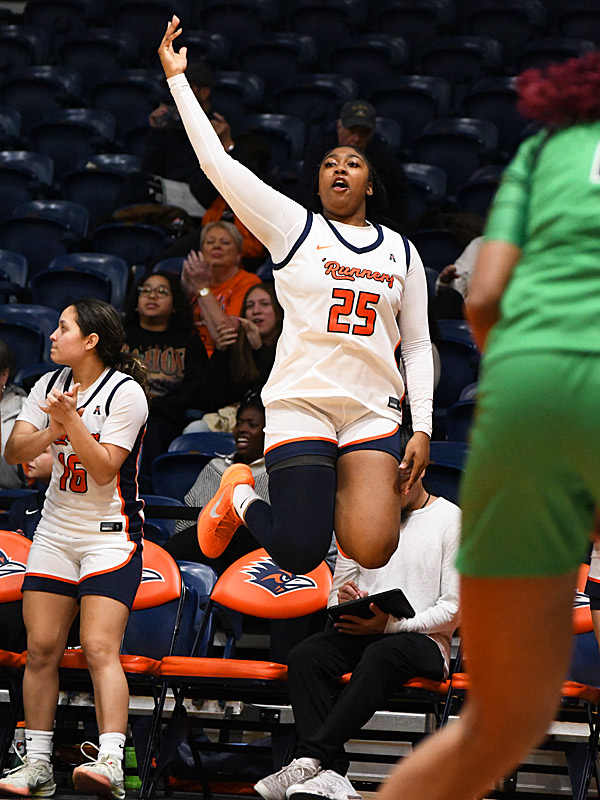 Idara Udo. UTSA beat North Texas 66-64 in American Conference women's basketball on Wednesday, Jan. 28, 2026, at the Convocation Center. - photo by Joe Alexander
