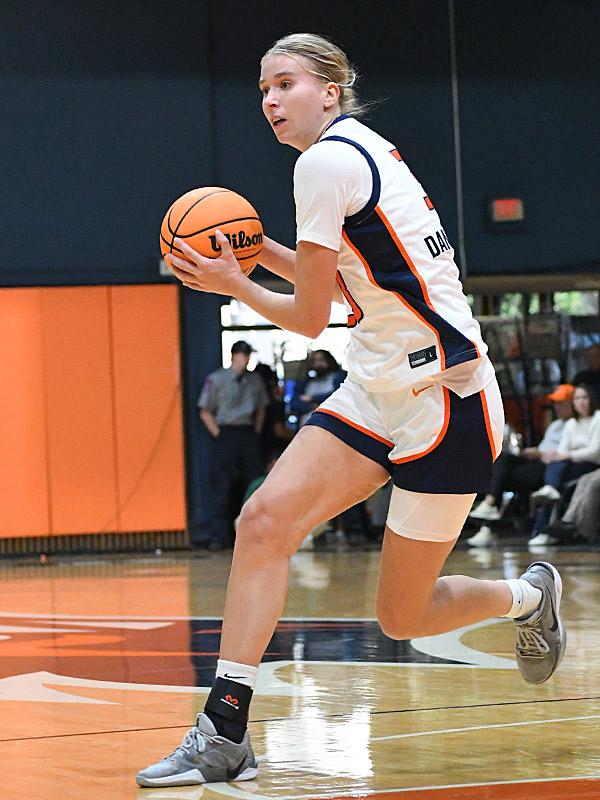 Emilia Dannebauer. UTSA beat Charlotte 69-63 in American Conference women's basketball on Saturday, Jan. 10, 2026, at the Convocation Center. - photo by Joe Alexander