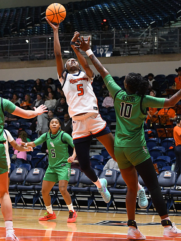 Mia Hammonds. UTSA beat North Texas 66-64 in American Conference women's basketball on Wednesday, Jan. 28, 2026, at the Convocation Center. - photo by Joe Alexander