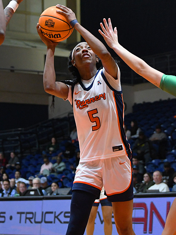 Mia Hammonds. UTSA beat North Texas 66-64 in American Conference women's basketball on Wednesday, Jan. 28, 2026, at the Convocation Center. - photo by Joe Alexander