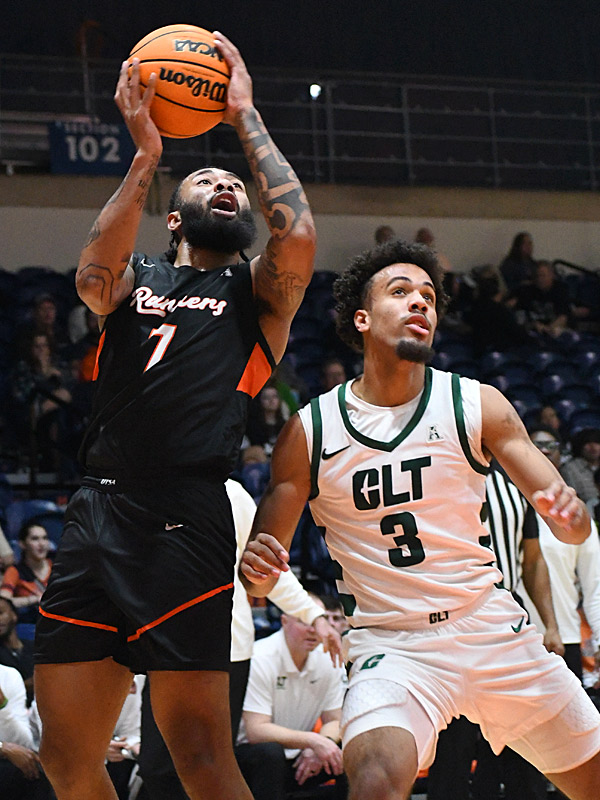 Jamir Simpson. Charlotte beat UTSA 74-58 in American Conference men's basketball on Wednesday, Jan. 7, 2026, at the Convocation Center.