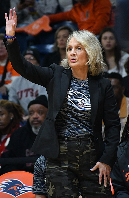 Karen Aston and the UTSA women's basketball team stayed unbeaten in the American Conference at 3-0 with a 69-63 victory over Charlotte on Saturday, Jan. 10, 2026, at the Convocation Center. - photo by Joe Alexander
