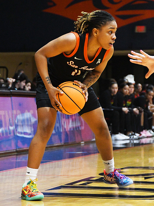 Jayda Holiman. UTSA beat Temple 52-43 in American Conference women's basketball on Tuesday, Feb. 10, 2026, at the Convocation Center. - photo by Joe Alexander