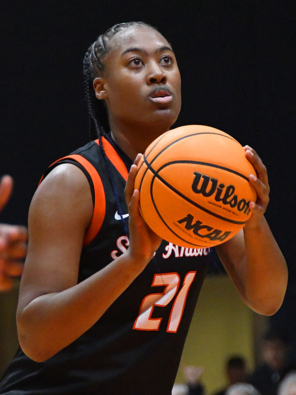 Cheyenne Rowe. UTSA beat Temple 52-43 in American Conference women's basketball on Tuesday, Feb. 10, 2026, at the Convocation Center. - photo by Joe Alexander