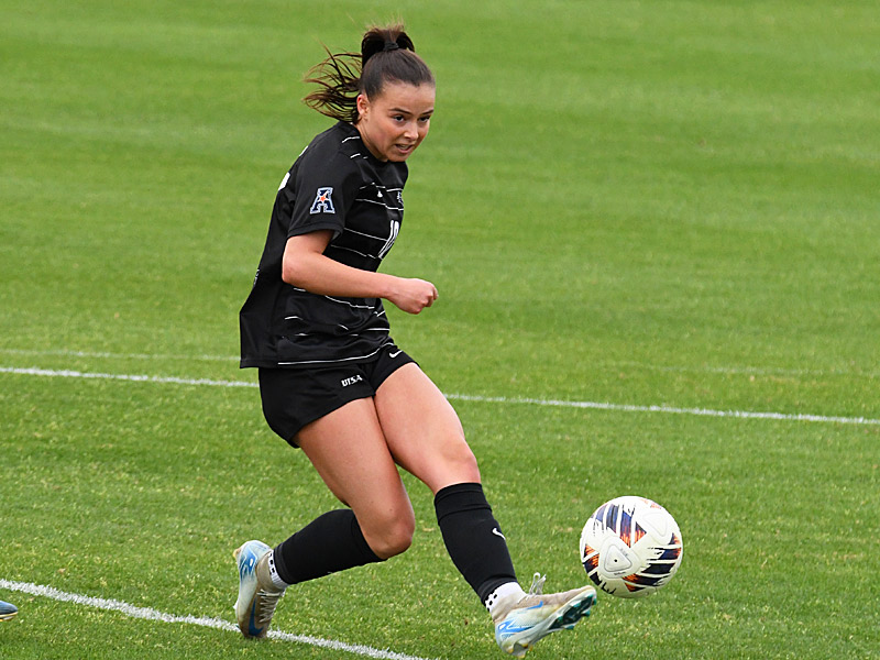 Brooke Viccars. UTSA soccer spring 2026. - photo by Joe Alexander