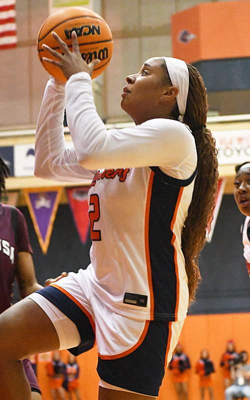 Ereauna Hardaway. UTSA women's basketball beat A&M-San Antonio 106-51 in an exhibition game on Saturday, Oct. 25, 2025, at the Convocation Center. - photo by Joe Alexander