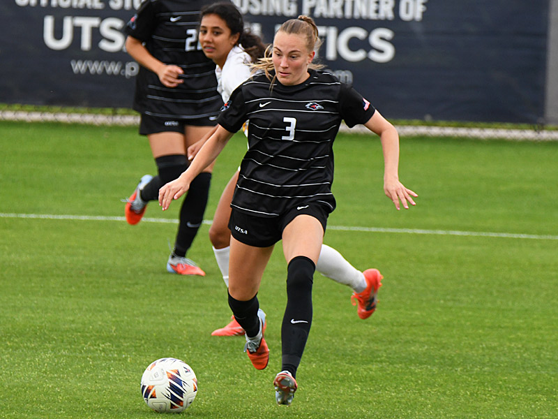 Bri Carrigan. UTSA soccer spring 2026. - photo by Joe Alexander