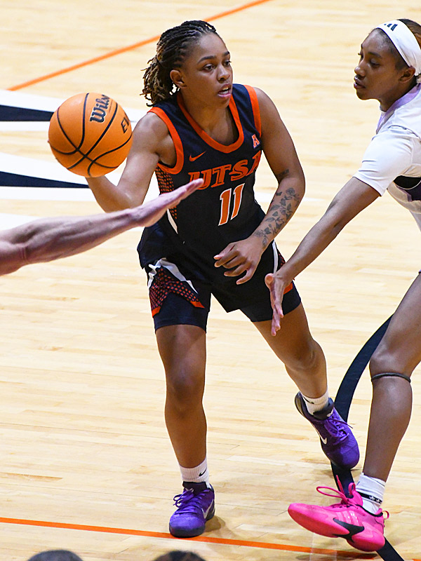 Jayda Holiman. East Carolina beat UTSA 65-58 in American Conference women's basketball on Tuesday, Jan. 20, 2026, at the Convocation Center. - Photo by Joe Alexander