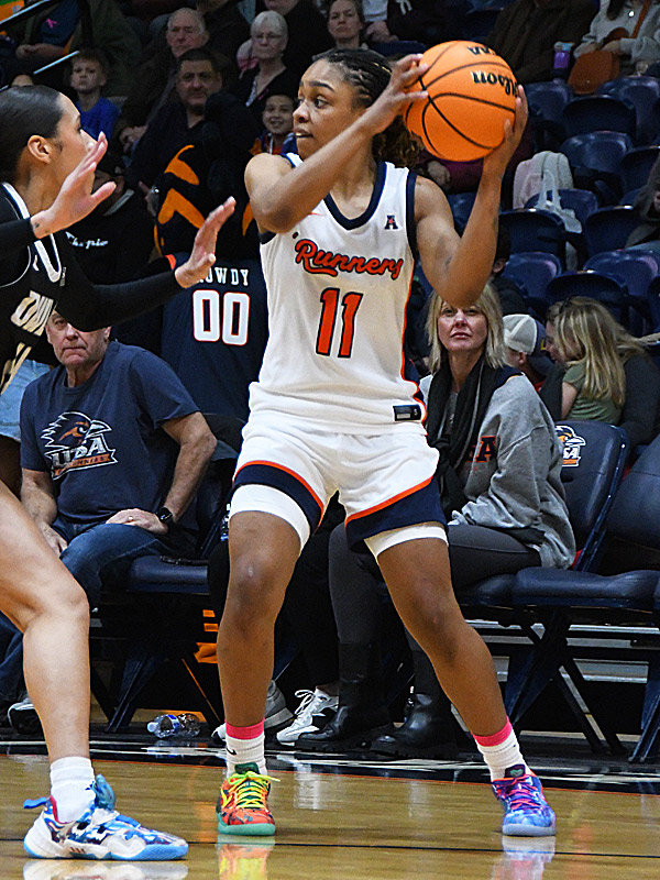 Jayda Holiman. Rice beat UTSA 65-55 in American Conference women's basketball on Saturday, Jan. 31, 2026, at the Convocation Center. - Photo by Joe Alexander