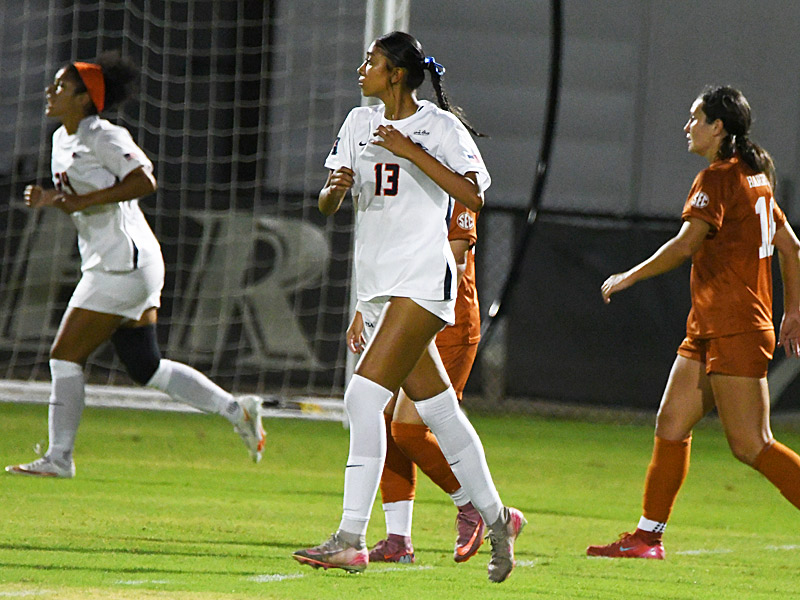 Valeria Sanchez. UTSA women's soccer exhibition against Texas on Wednesday, Aug. 5, 2026, at UTSA Park West. - photo by Joe Alexander