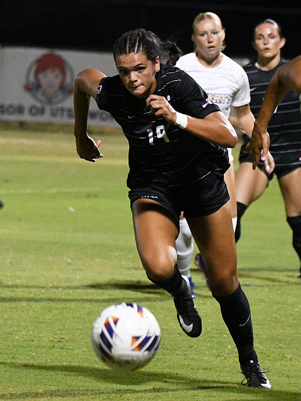 Sofia Peters. UTSA women's soccer beat St. Mary's 4-1 on Sunday, Aug. 23, 2026, at Park West. - photo by Joe Alexander