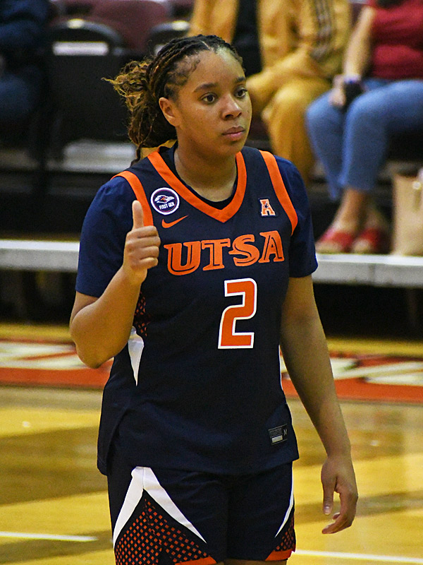 Ereauna Hardaway. UTSA women's basketball beat Incarnate Word 74-57 on Wednesday, Nov. 19, 2025, at UIW. - Photo by Joe Alexander