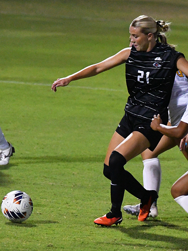 Caroline Pelkofski. UTSA women's soccer beat St. Mary's 4-1 on Sunday, Aug. 23, 2026, at Park West. - photo by Joe Alexander