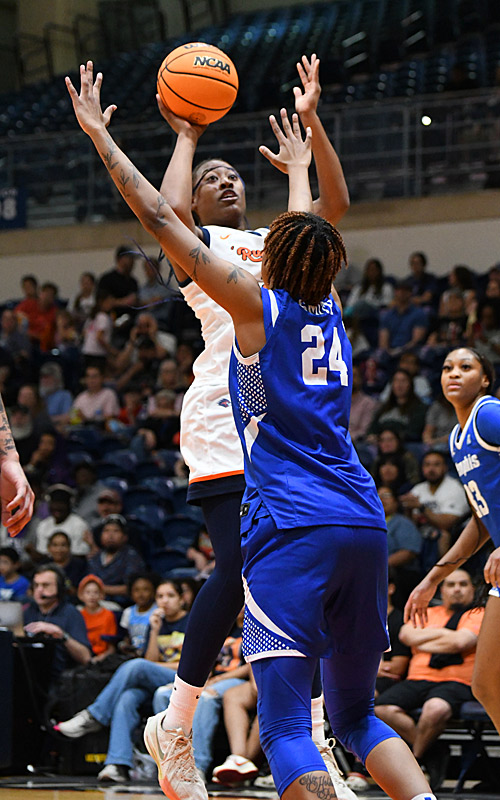 Cheyenne Rowe. UTSA beat Memphis 67-55 in American Conference women's basketball on Sunday, March 1, 2026, at the Convocation Center. - Photo by Joe Alexander