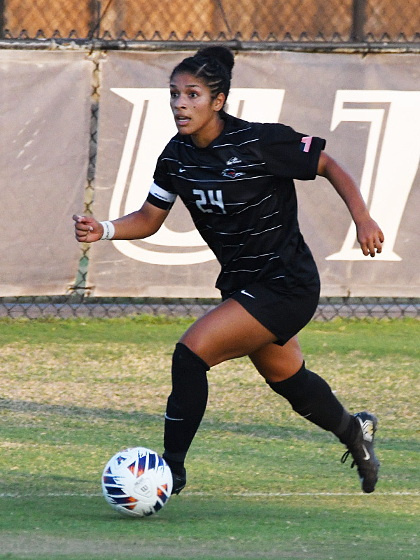 Aaliyaiah Durden. UTSA women's soccer beat St. Mary's 4-1 on Sunday, Aug. 23, 2026, at Park West. - photo by Joe Alexander