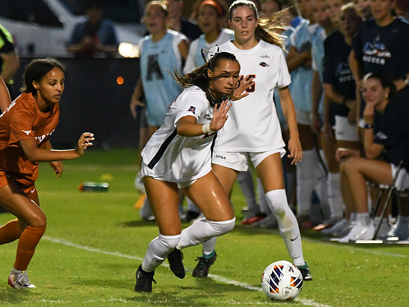 Olivia D'Ambrosia. UTSA women's soccer exhibition against Texas on Wednesday, Aug. 5, 2026, at UTSA Park West. - photo by Joe Alexander